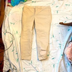 3 for $10  D.jeans skinny  jeans size 14 cream EUC
